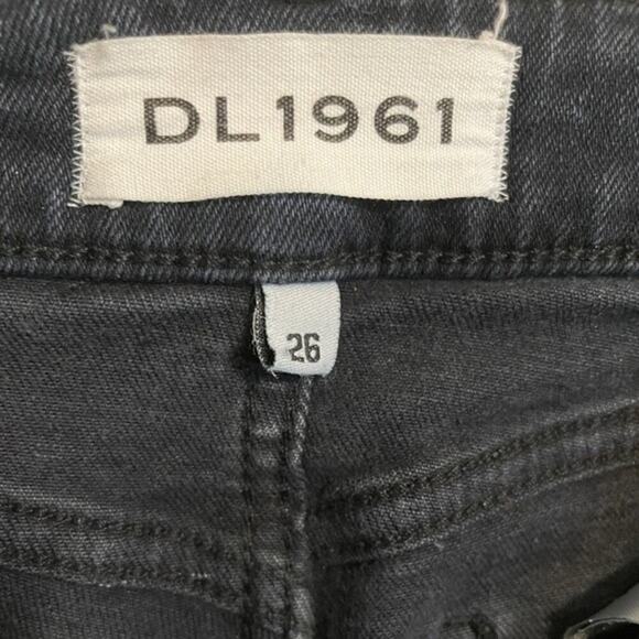 DL1961 Mara Instasculpt Straight Ankle in Rye Dark Wash Size 26 $208 MSRP - Picture 8 of 11
